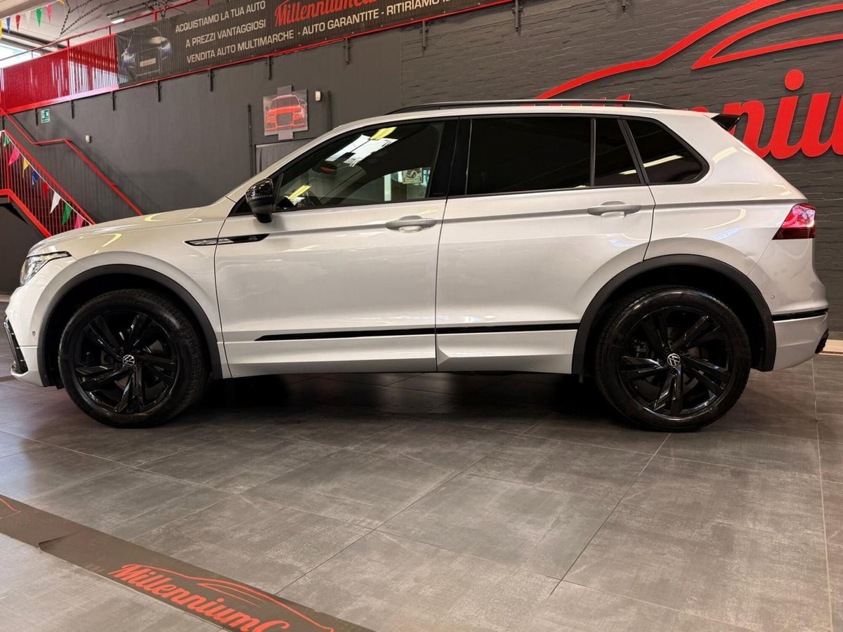 Volkswagen Tiguan Allspace 2.0 TDI SCR DSG 4MOTION R-Line (6)
