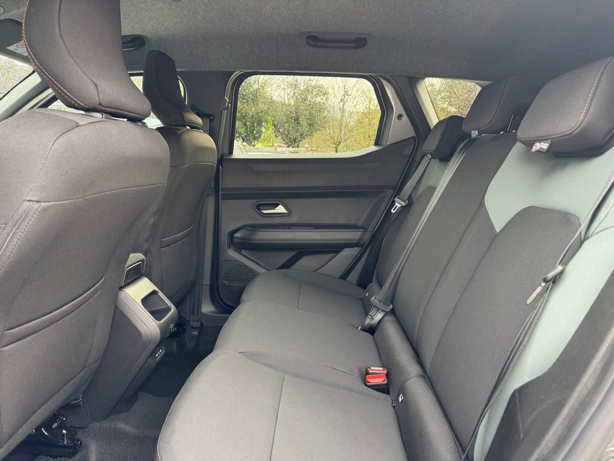Dacia Duster 1.2 Eco-G Extreme 120cv (9)