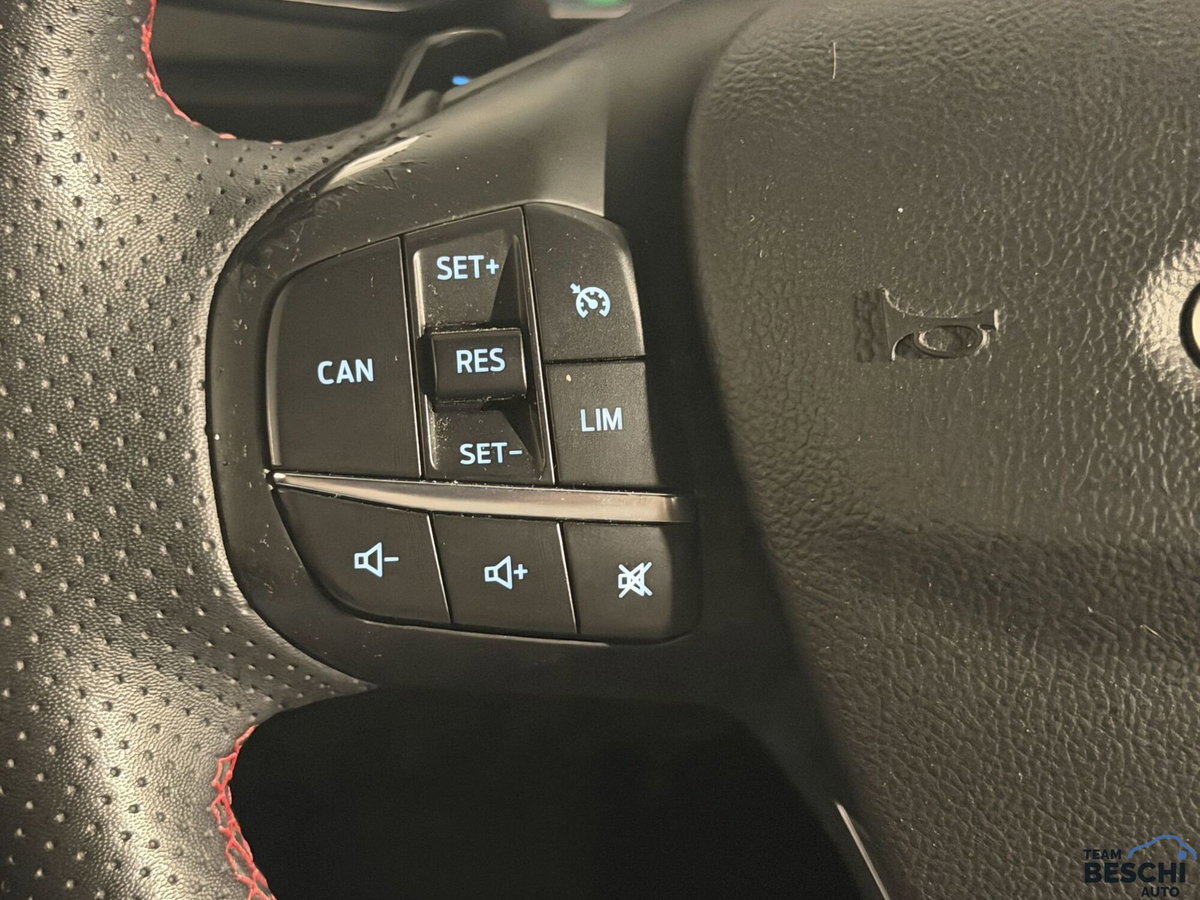 Ford Focus 1.5 ecoblue ST-Line X 115cv auto (7)