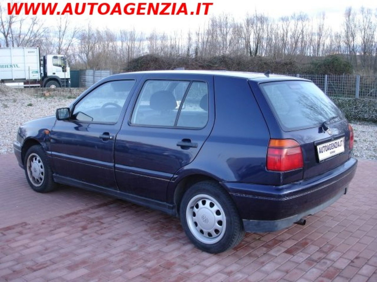 Volkswagen Golf 1.6 cat 5 porte GL (4)