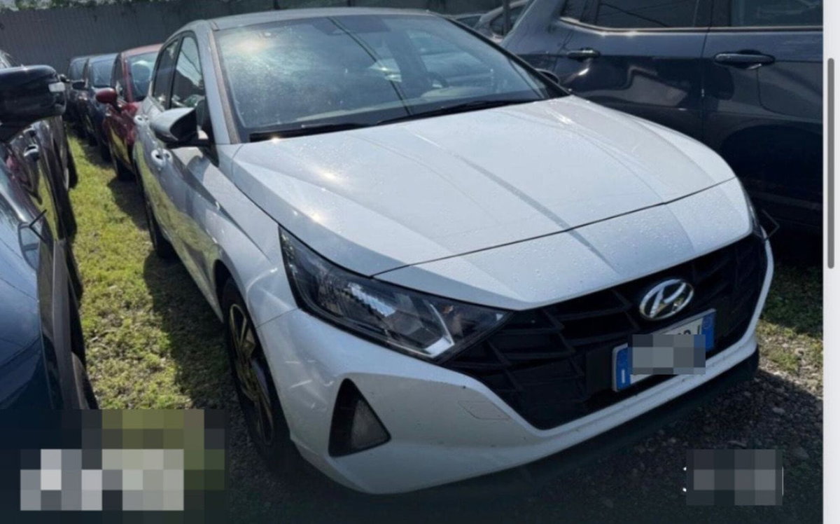 Hyundai i20 1.2 MPI MT ConnectLine
