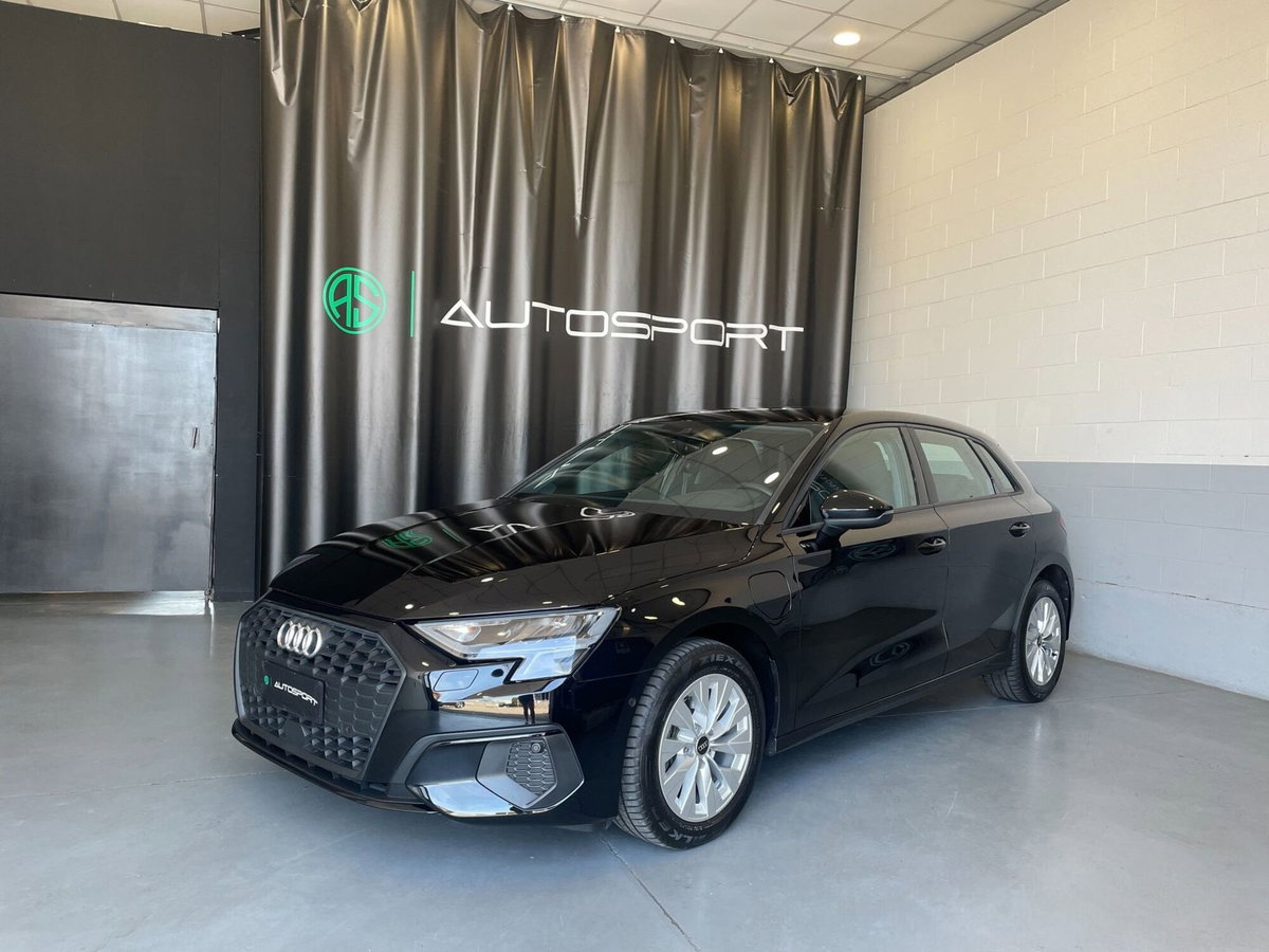 Audi A3 Sportback 40 TFSI e S tronic Business Advanced (3)