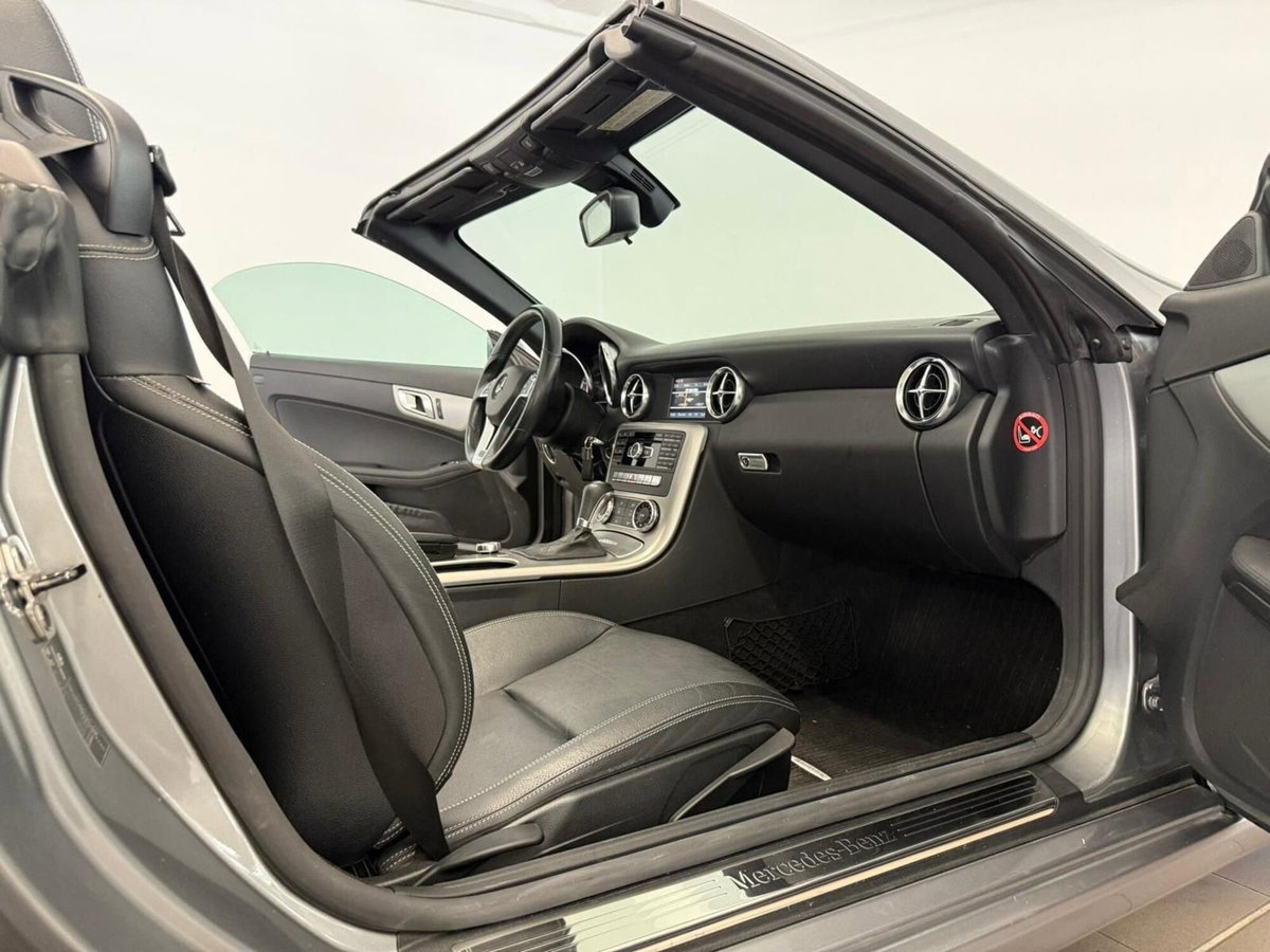 Mercedes-Benz SLK 200 CGI Edition1 (10)