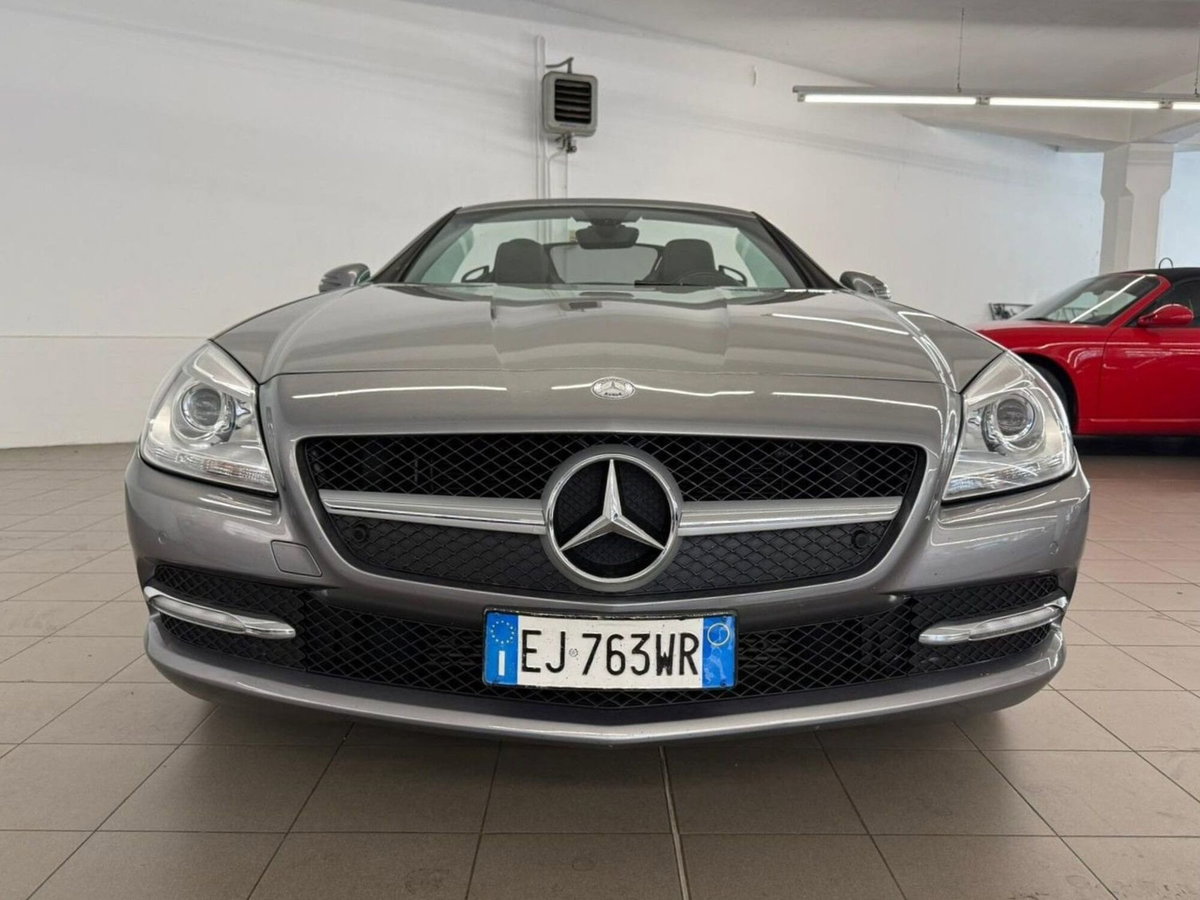 Mercedes-Benz SLK 200 CGI Edition1 (2)