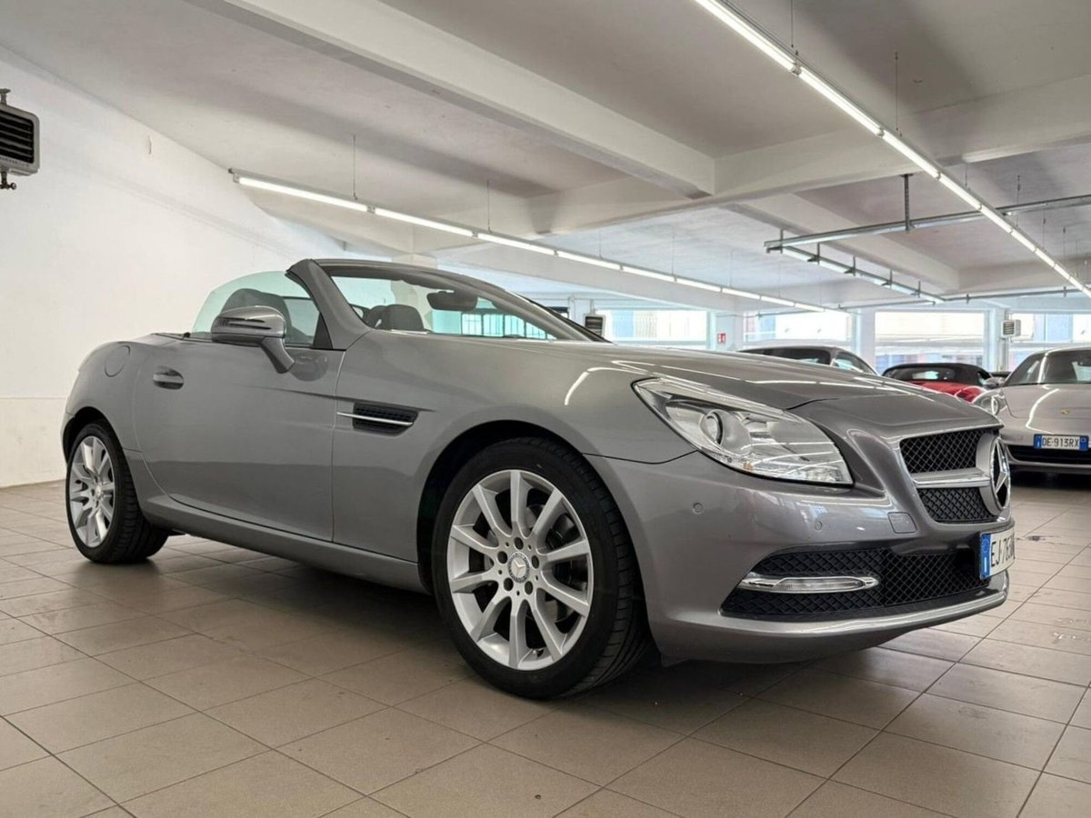 Mercedes-Benz SLK 200 CGI Edition1 (3)