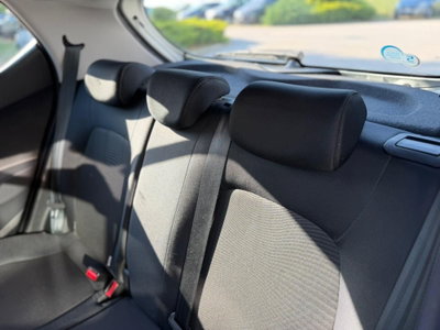Hyundai i10 1.0 GPL Econext Tech (16)