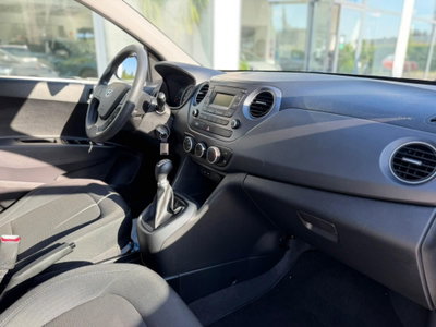 Hyundai i10 1.0 GPL Econext Tech (17)