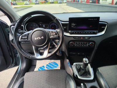 Kia XCeed 1.6 crdi mhev Style 136cv dct (14)