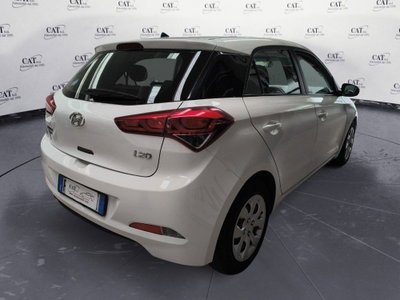 Hyundai i20 1.2 5 porte Classic (6)