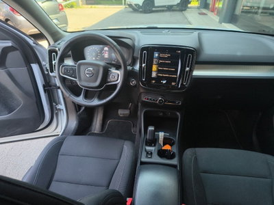 Volvo XC40 T4 Recharge Plug-in Hybrid Inscription (14)