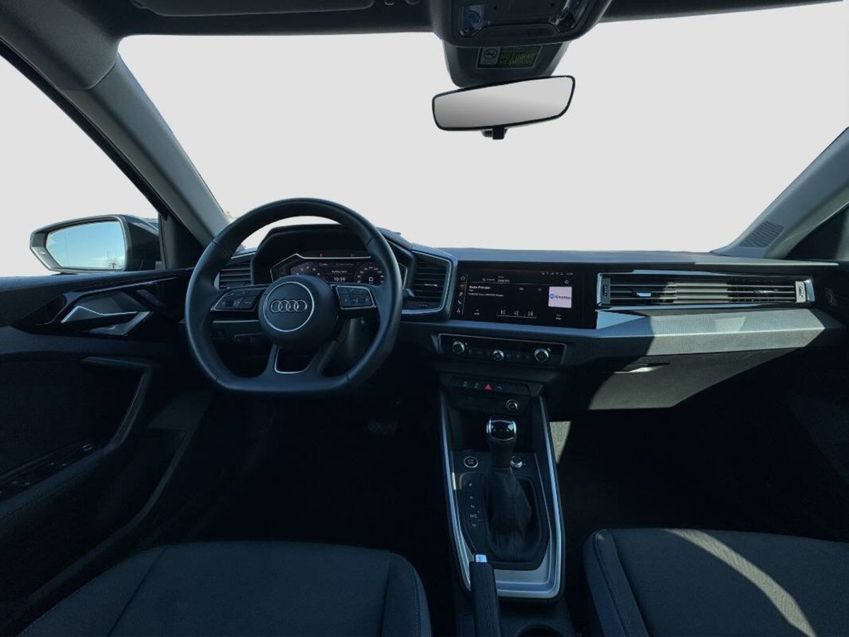 Audi A1 Sportback 30 1.0 tfsi S Line Edition 116cv s-tronic (14)