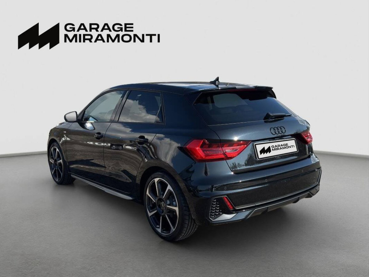 Audi A1 Sportback 30 1.0 tfsi S Line Edition 116cv s-tronic (4)