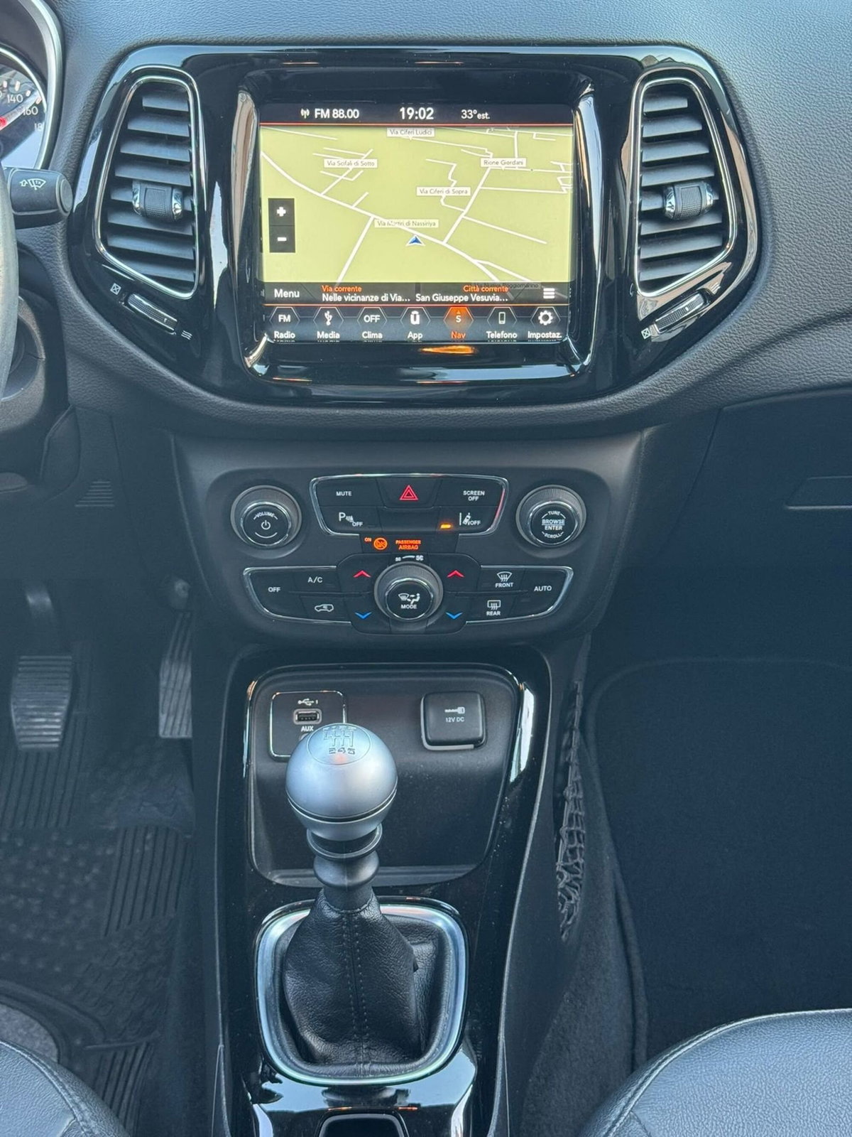 Jeep Compass 1.6 Multijet II 2WD Limited (14)