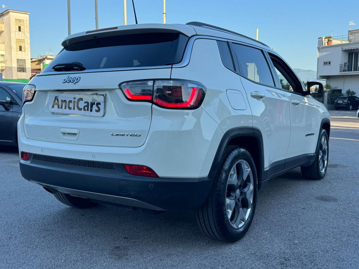 Jeep Compass 1.6 Multijet II 2WD Limited (17)