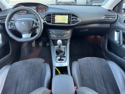 Peugeot 308 BlueHDi 120 S&S Allure (12)