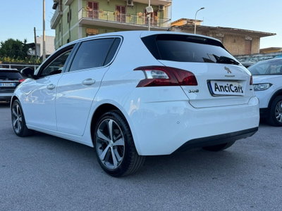Peugeot 308 BlueHDi 120 S&S Allure (14)