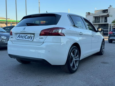 Peugeot 308 BlueHDi 120 S&S Allure (16)