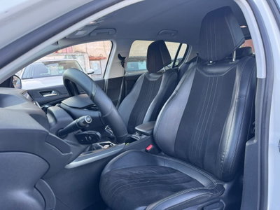 Peugeot 308 BlueHDi 120 S&S Allure (6)
