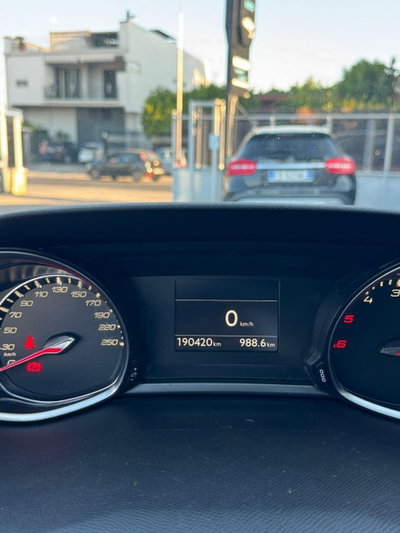 Peugeot 308 BlueHDi 120 S&S Allure (8)
