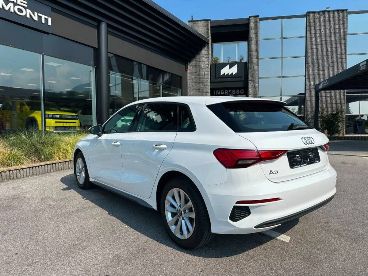 Audi A3 Sportback 35 TFSI Business Advanced (4)