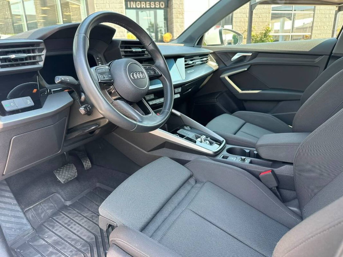 Audi A3 Sportback 35 TFSI Business Advanced (7)