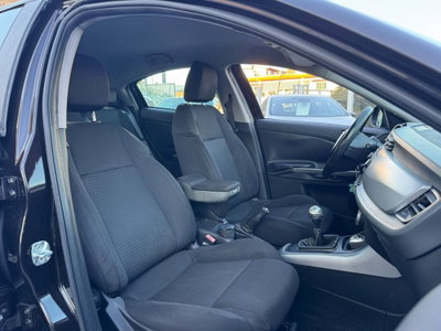 Alfa Romeo Giulietta 1.6 JTDm-2 Progression c/CL (10)