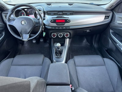 Alfa Romeo Giulietta 1.6 JTDm-2 Progression c/CL (12)