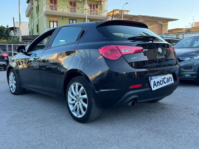 Alfa Romeo Giulietta 1.6 JTDm-2 Progression c/CL (14)