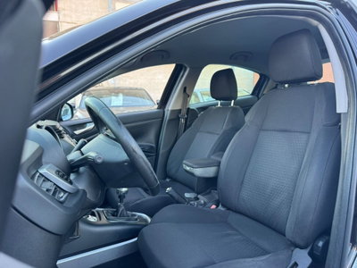 Alfa Romeo Giulietta 1.6 JTDm-2 Progression c/CL (6)