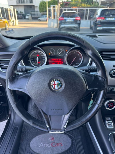 Alfa Romeo Giulietta 1.6 JTDm-2 Progression c/CL (7)