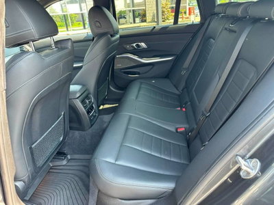BMW Serie 3 Touring 330d xDrive (18)