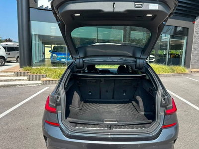 BMW Serie 3 Touring 330d xDrive (5)