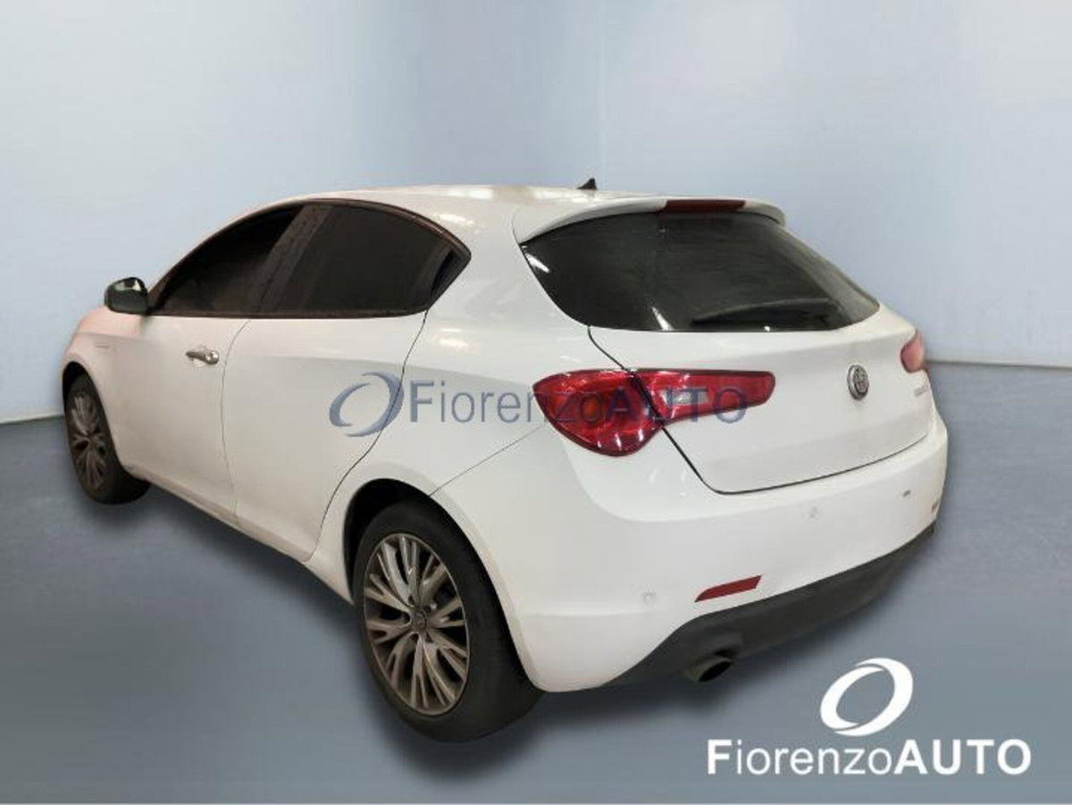 Alfa Romeo Giulietta 1.4 Turbo Distinctive 120cv (4)