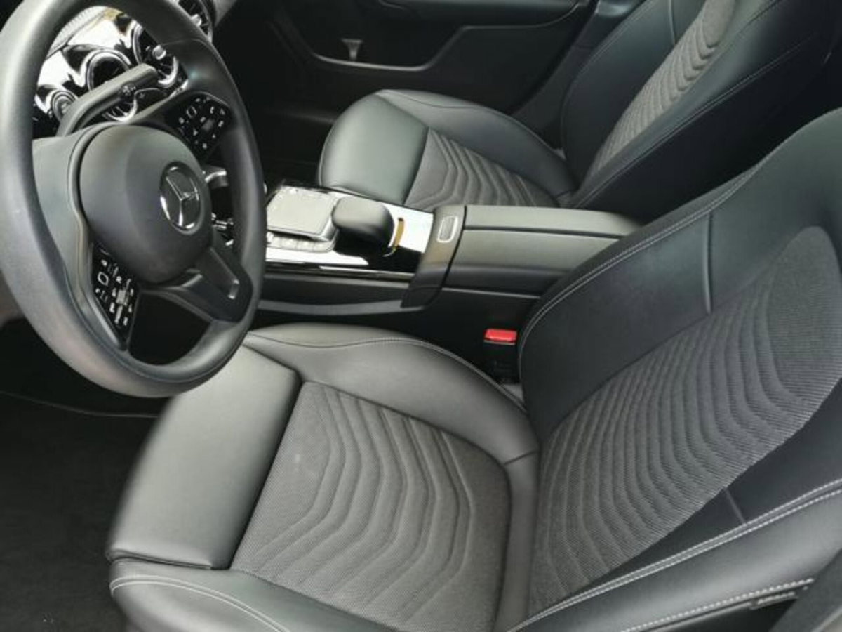 Mercedes-Benz Classe A Sedan 180 d Automatic 4p. Executive (6)