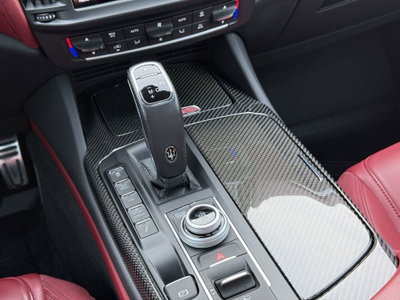 Maserati Levante Levante 3.8 V8 Ultima 580cv auto (18)