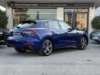 Maserati Levante Levante 3.8 V8 Ultima 580cv auto (8)
