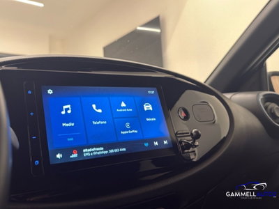 Toyota Aygo X 1.0 Lounge 72cv (16)