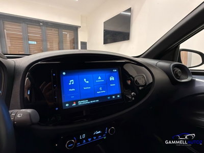 Toyota Aygo X 1.0 Lounge 72cv (17)