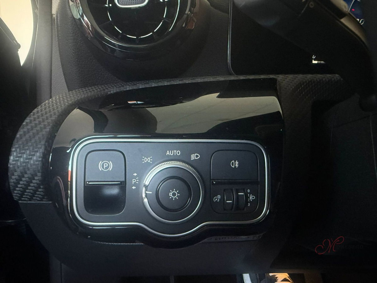 Mercedes-Benz Classe A 180 d Executive (11)