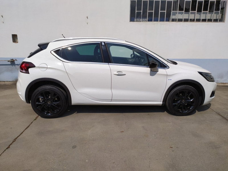 Ds DS 4 DS 4 Crossback BlueHDi 120 S&S Sport Chic