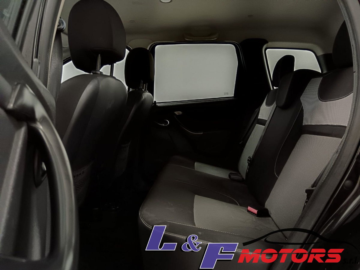 Dacia Duster 1.5 dCi 110 CV S&S 4x2 Serie Speciale Brave2 (16)
