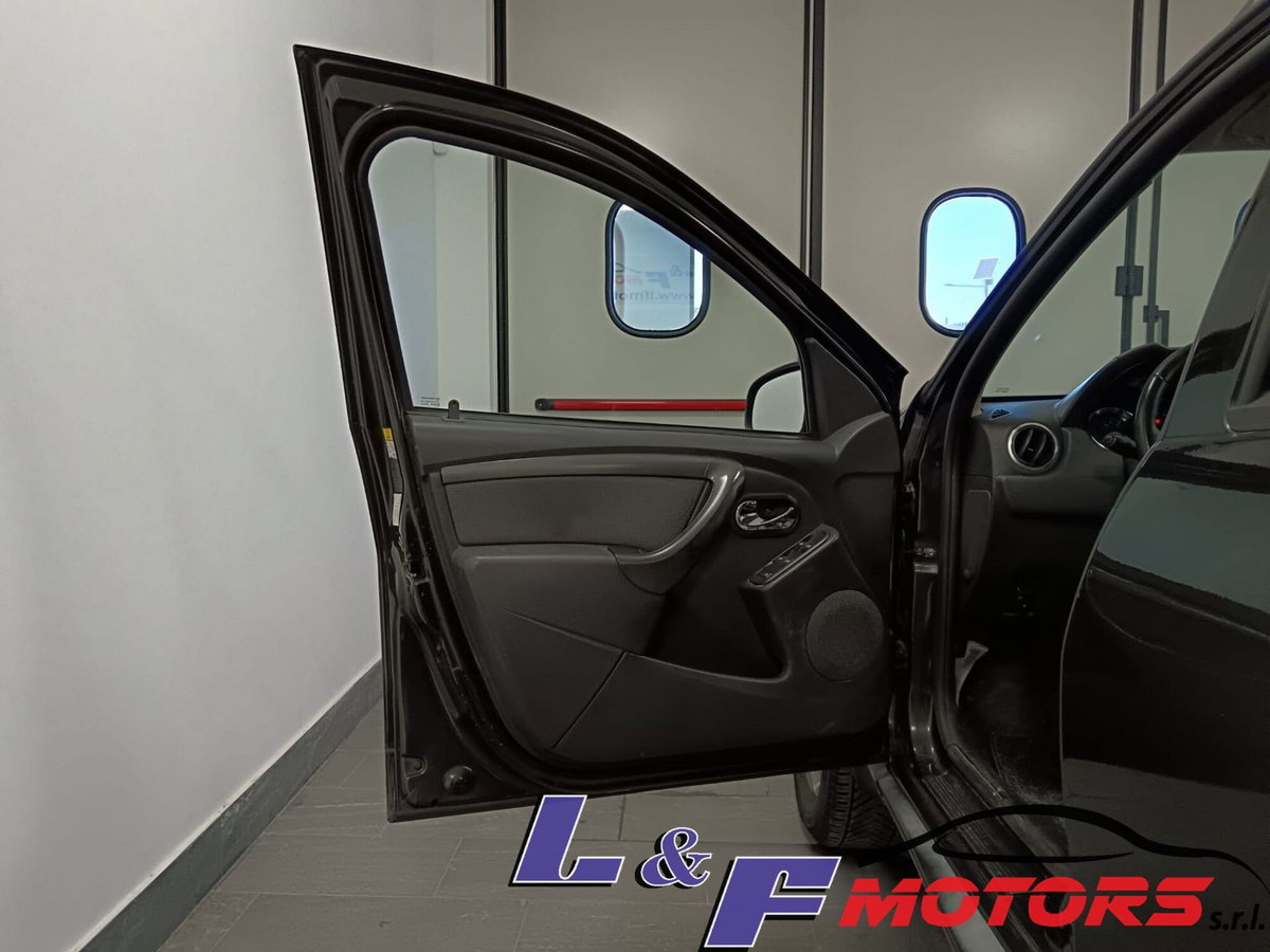 Dacia Duster 1.5 dCi 110 CV S&S 4x2 Serie Speciale Brave2 (19)