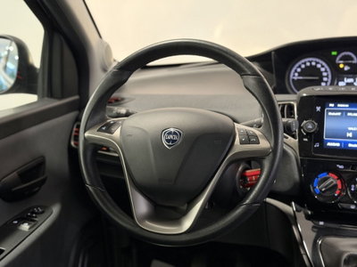 Lancia Ypsilon 1.0 FireFly 5 porte S&S Hybrid Gold Plus (10)