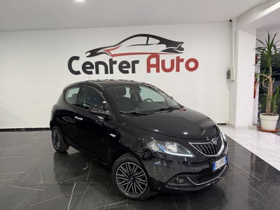 Lancia Ypsilon 1.0 FireFly 5 porte S&S Hybrid Gold Plus (3)