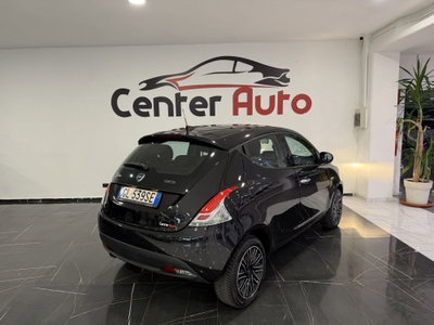 Lancia Ypsilon 1.0 FireFly 5 porte S&S Hybrid Gold Plus (4)