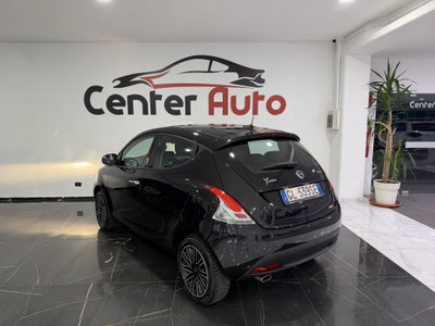Lancia Ypsilon 1.0 FireFly 5 porte S&S Hybrid Gold Plus (6)