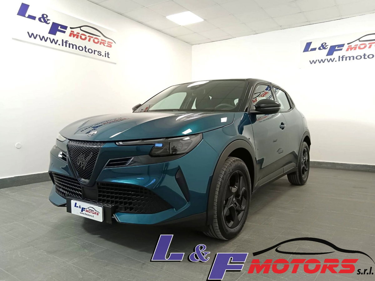 Alfa Romeo Junior 1.2 ibrida 145cv edct6 (2)