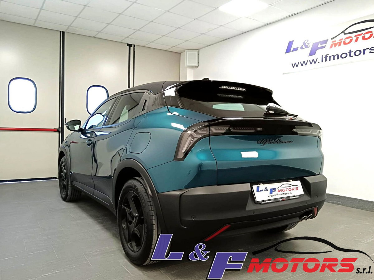 Alfa Romeo Junior 1.2 ibrida 145cv edct6 (7)