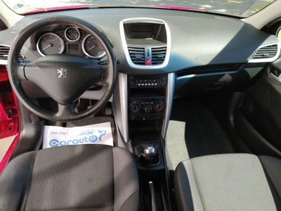 Peugeot 207 HDi 70CV FAP 5p. X Line (4)