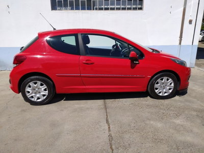 Peugeot 207 HDi 70CV 5p. Access (13)